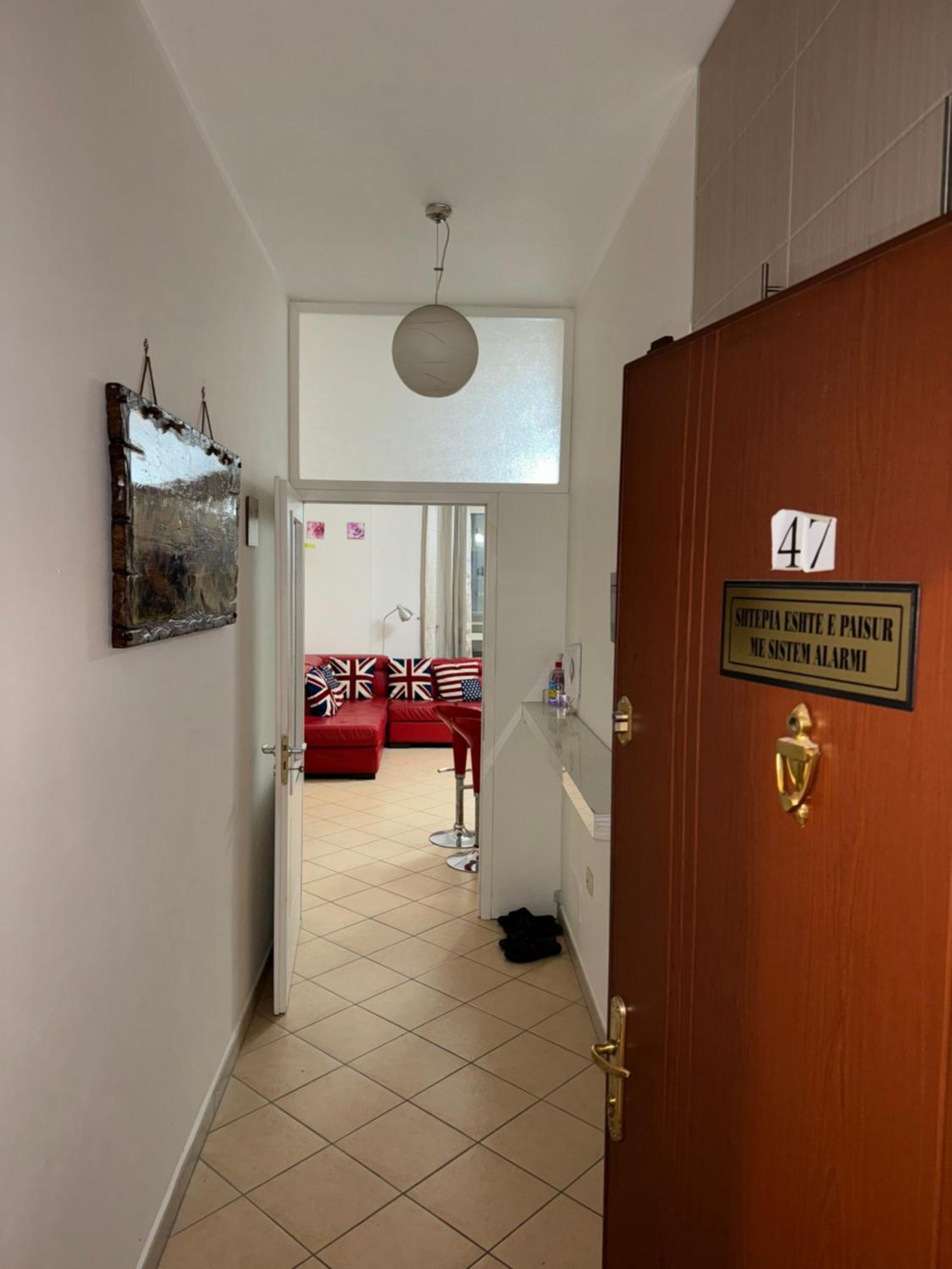 3 Bedrooms Apartment Shkoder Luaran gambar
