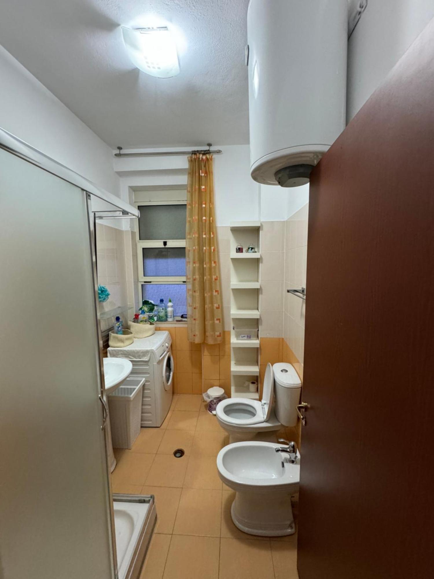 3 Bedrooms Apartment Shkoder Luaran gambar