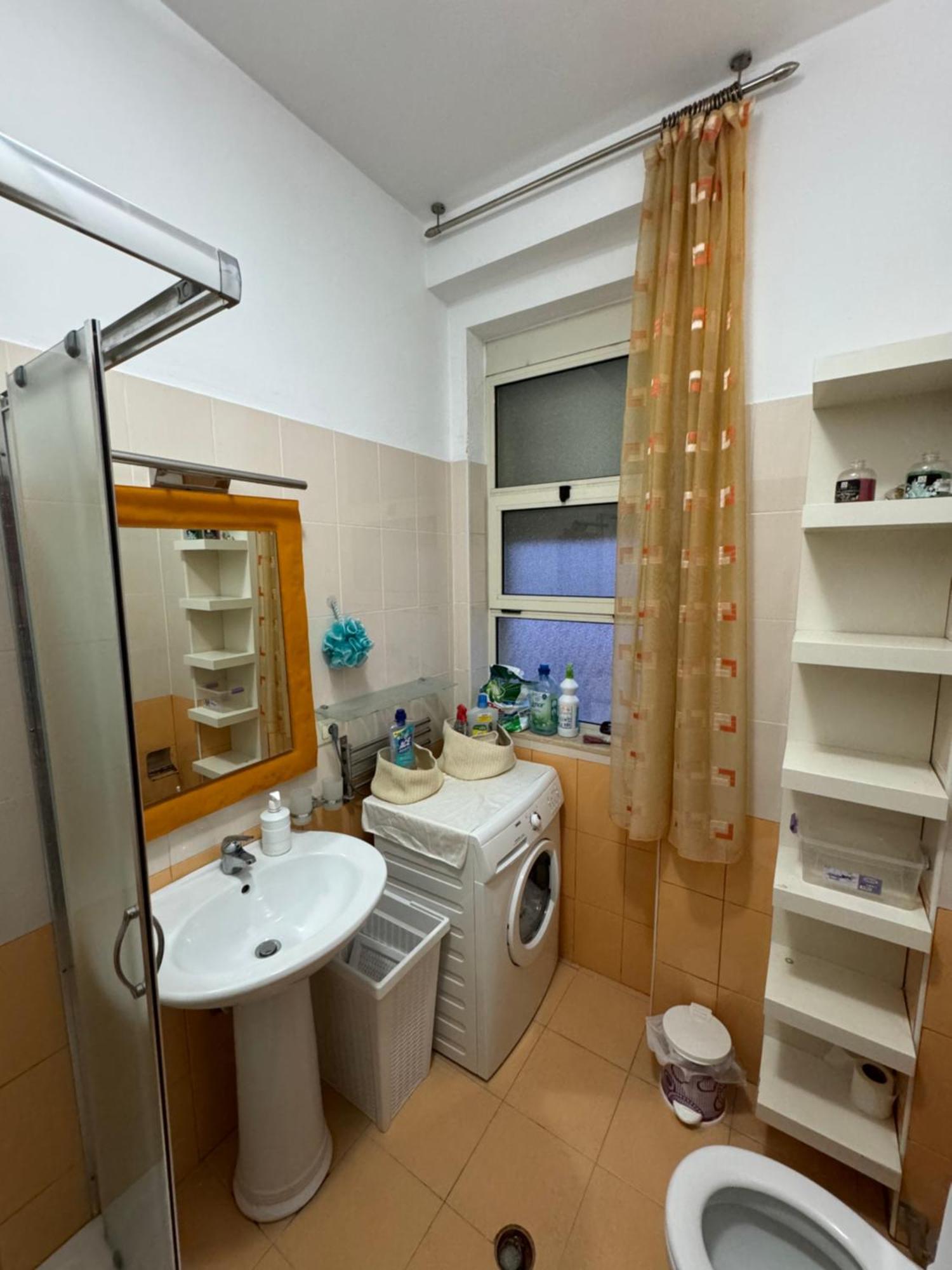 3 Bedrooms Apartment Shkoder Luaran gambar